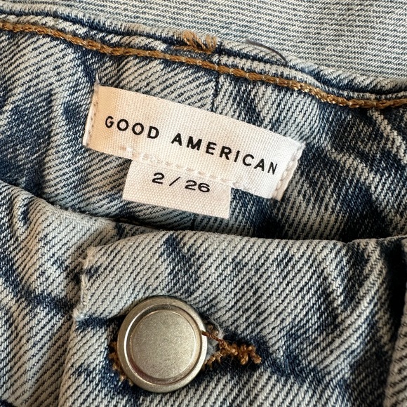 Good American Light Blue Cuffed Jeans - Picture 4 of 5